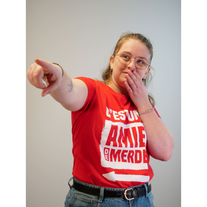 t-shirt-rouge-amis-de-merde-taille-l